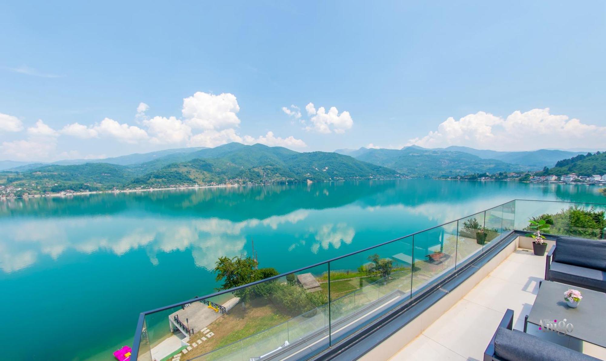 Royal Terrace Apartments Konjic Esterno foto